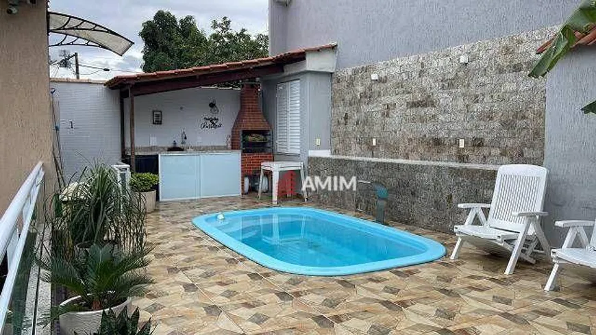 Foto 1 de Casa com 4 Quartos à venda, 278m² em Rocha, São Gonçalo