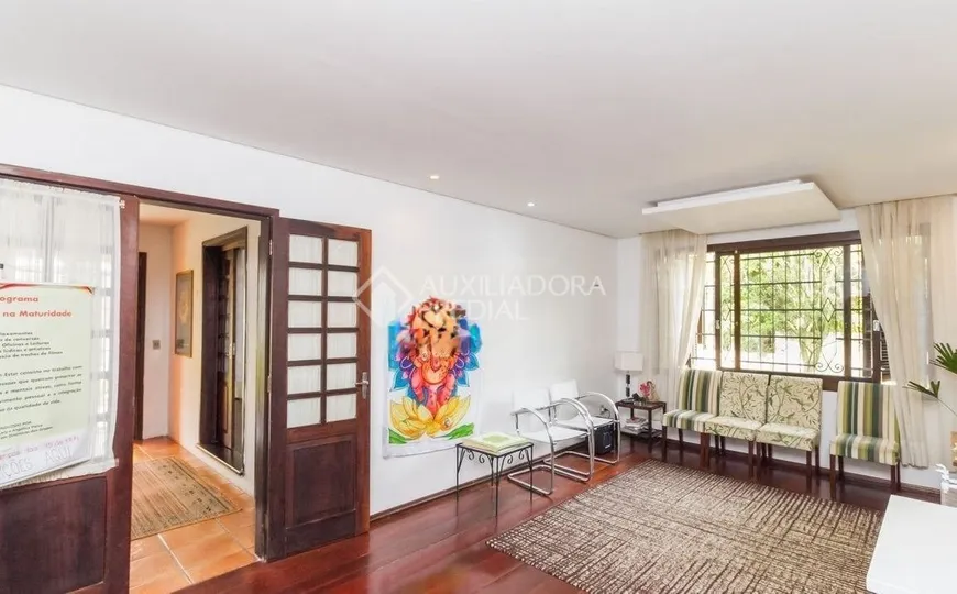 Foto 1 de Apartamento com 4 Quartos à venda, 326m² em Jardim Isabel, Porto Alegre