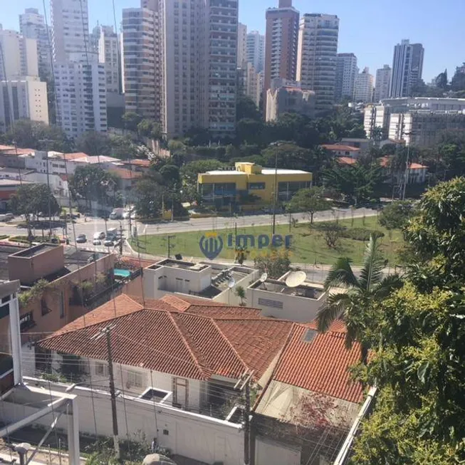 Foto 1 de Casa com 5 Quartos à venda, 500m² em Pacaembu, São Paulo