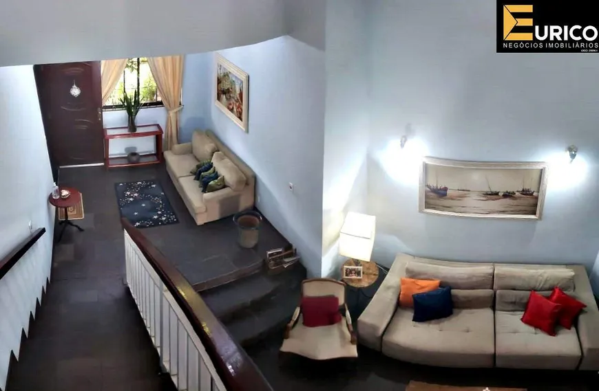 Foto 1 de Casa com 3 Quartos à venda, 200m² em Jardim Itália, Vinhedo