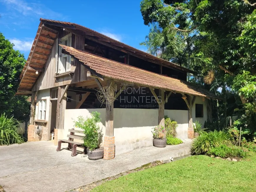 Foto 1 de Fazenda/Sítio com 4 Quartos à venda, 200m² em Pirabeiraba Centro, Joinville