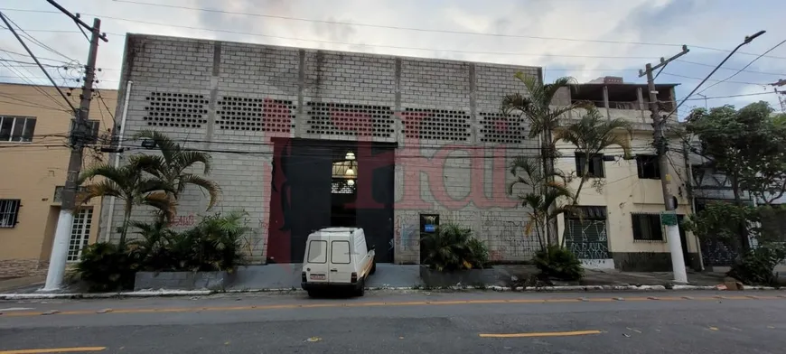 Foto 1 de Galpão/Depósito/Armazém à venda, 350m² em Barra Funda, São Paulo