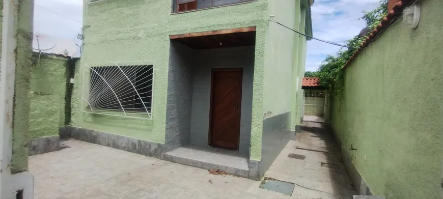 Foto 1 de Casa com 3 Quartos à venda, 250m² em Vigário Geral, Rio de Janeiro