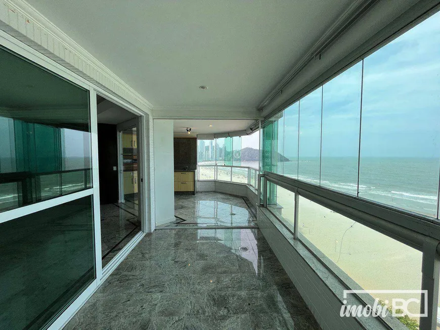 Foto 1 de Apartamento com 3 Quartos à venda, 236m² em 1 Quadra Do Mar, Balneário Camboriú