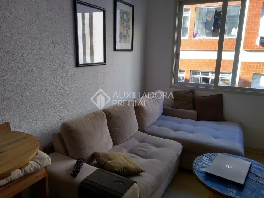 Foto 1 de Apartamento com 2 Quartos à venda, 58m² em Santo Antônio, Porto Alegre