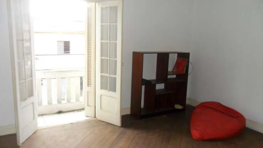 Foto 1 de Casa com 2 Quartos à venda, 80m² em Cambuci, São Paulo