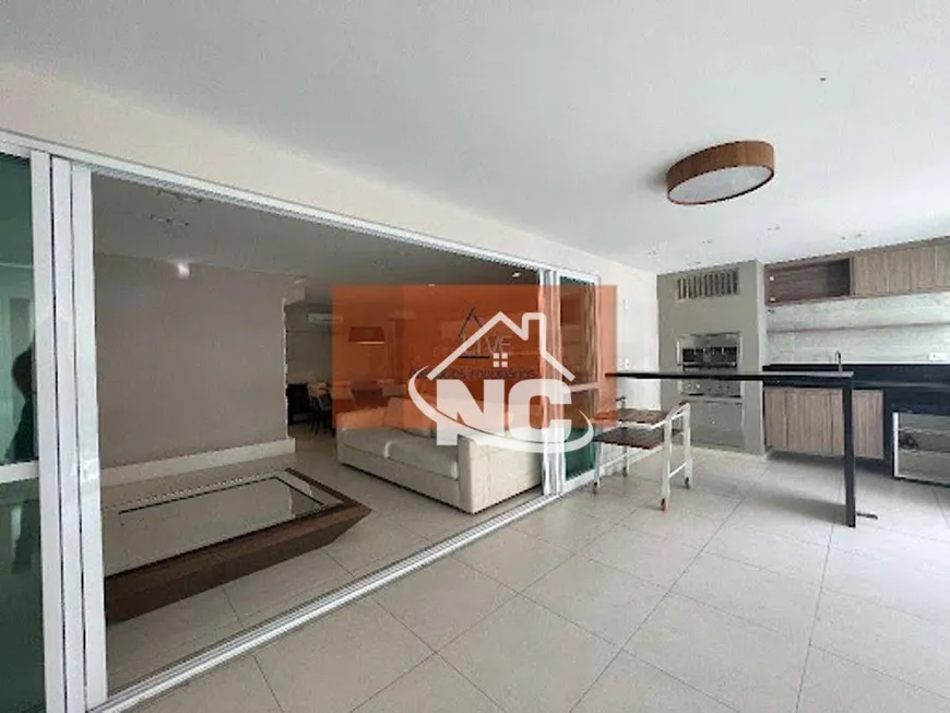 Foto 1 de Apartamento com 3 Quartos à venda, 200m² em Icaraí, Niterói