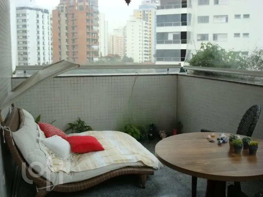 Foto 1 de Apartamento com 4 Quartos à venda, 244m² em Vila Uberabinha, São Paulo