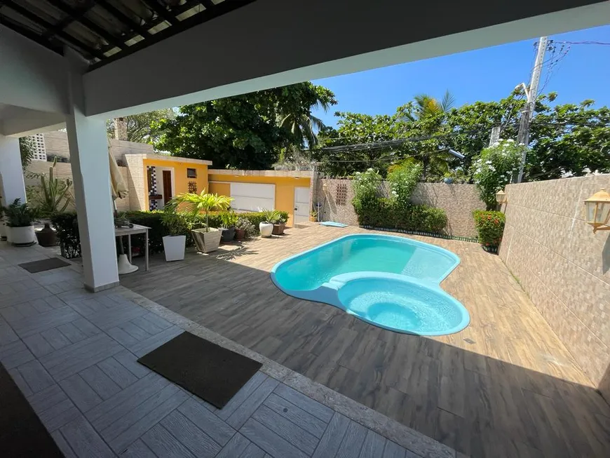 Foto 1 de Casa com 4 Quartos para venda ou aluguel, 370m² em Vilas do Atlantico, Lauro de Freitas