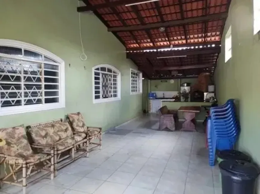 Foto 1 de Casa com 3 Quartos à venda, 120m² em Castanheira, Belém