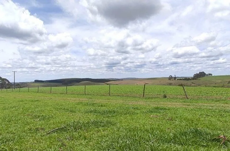 Foto 1 de Fazenda/Sítio à venda, 1060m² em Area Rural de Araxa, Araxá