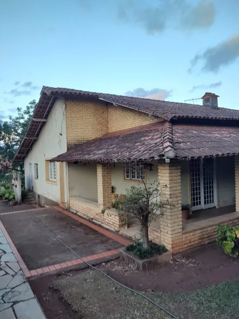 Foto 1 de Casa de Condomínio com 5 Quartos à venda, 250m² em Lagoa do Miguelão, Nova Lima