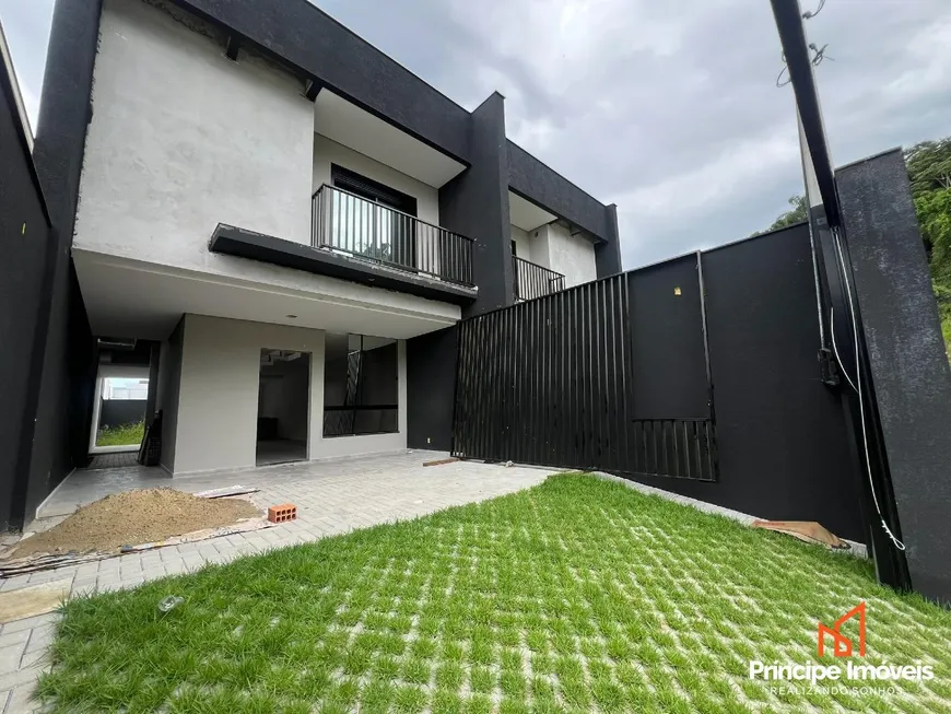 Foto 1 de Casa com 3 Quartos à venda, 171m² em Jardim Sofia, Joinville