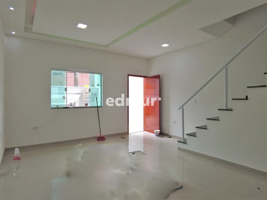 Foto 1 de Sobrado com 3 Quartos para venda ou aluguel, 115m² em Santa Terezinha, Santo André