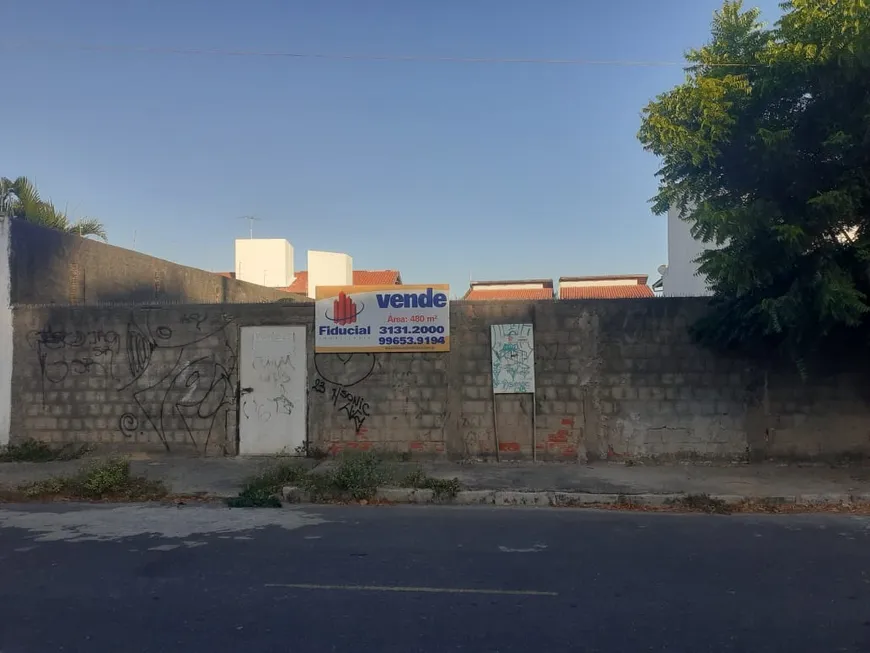 Foto 1 de Lote/Terreno à venda, 480m² em Engenheiro Luciano Cavalcante, Fortaleza