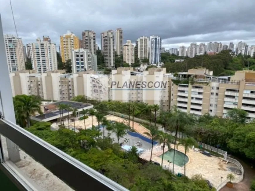 Foto 1 de Apartamento com 4 Quartos à venda, 126m² em Panamby, São Paulo