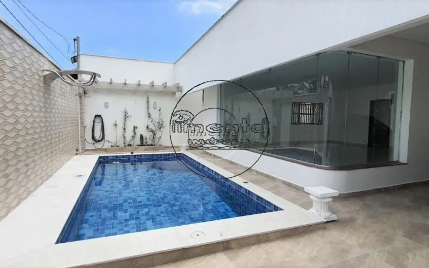 Foto 1 de Casa com 3 Quartos à venda, 260m² em Canto do Forte, Praia Grande