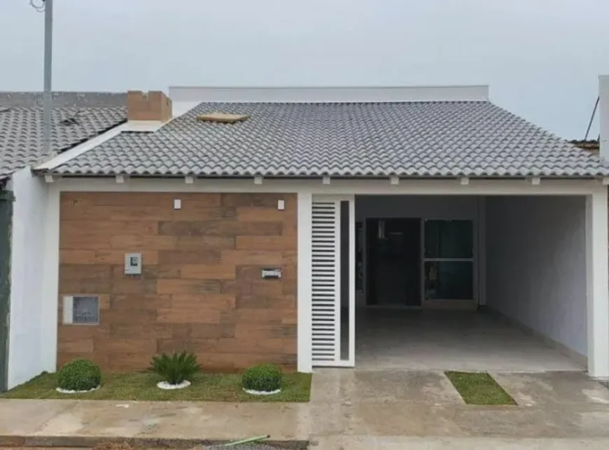 Foto 1 de Casa com 3 Quartos à venda, 200m² em Iririú, Joinville