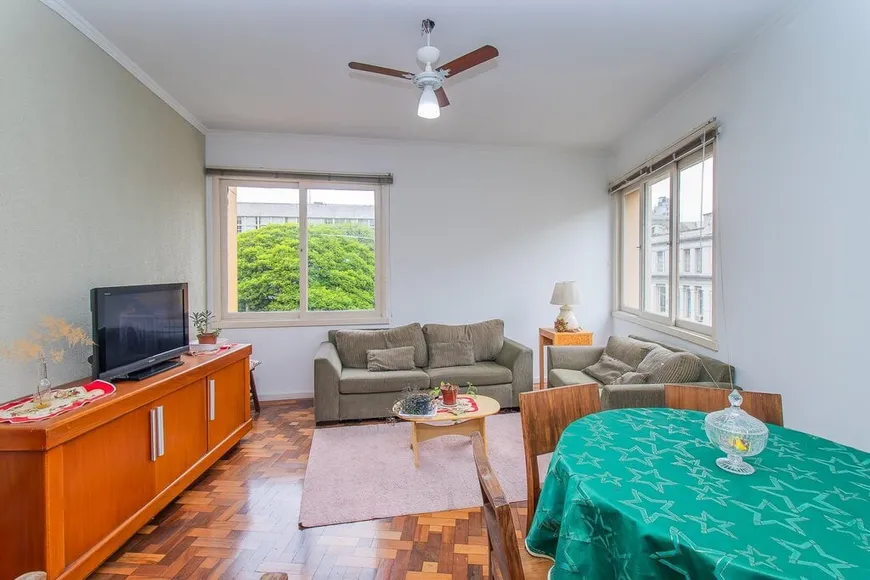 Foto 1 de Apartamento com 2 Quartos à venda, 104m² em Bom Fim, Porto Alegre