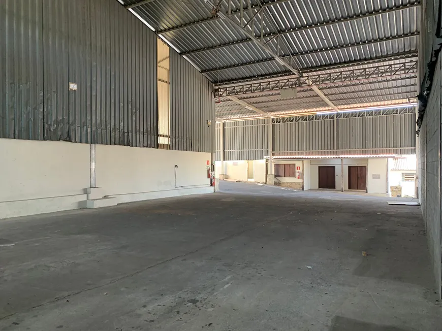 Foto 1 de Galpão/Depósito/Armazém para alugar, 700m² em Cidade Industrial, Contagem