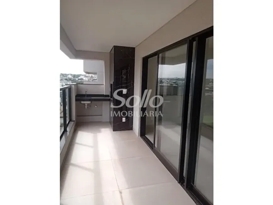 Foto 1 de Apartamento com 3 Quartos para alugar, 10m² em Morada da Colina, Uberlândia