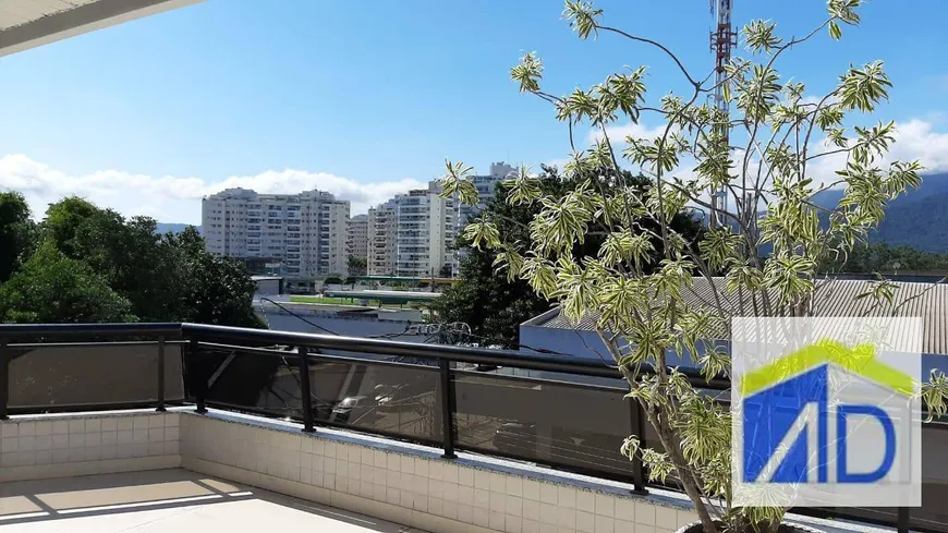 Foto 1 de Cobertura com 3 Quartos à venda, 300m² em Recreio Dos Bandeirantes, Rio de Janeiro