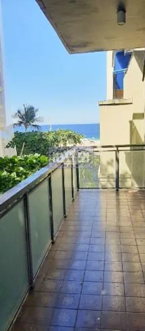 Foto 1 de Apartamento com 4 Quartos à venda, 250m² em Copacabana, Rio de Janeiro