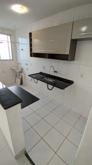 Foto 1 de Apartamento com 2 Quartos à venda, 48m² em Itinga, Lauro de Freitas