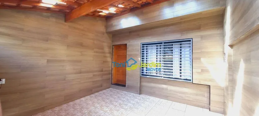 Foto 1 de Sobrado com 3 Quartos à venda, 175m² em Vila Homero Thon, Santo André