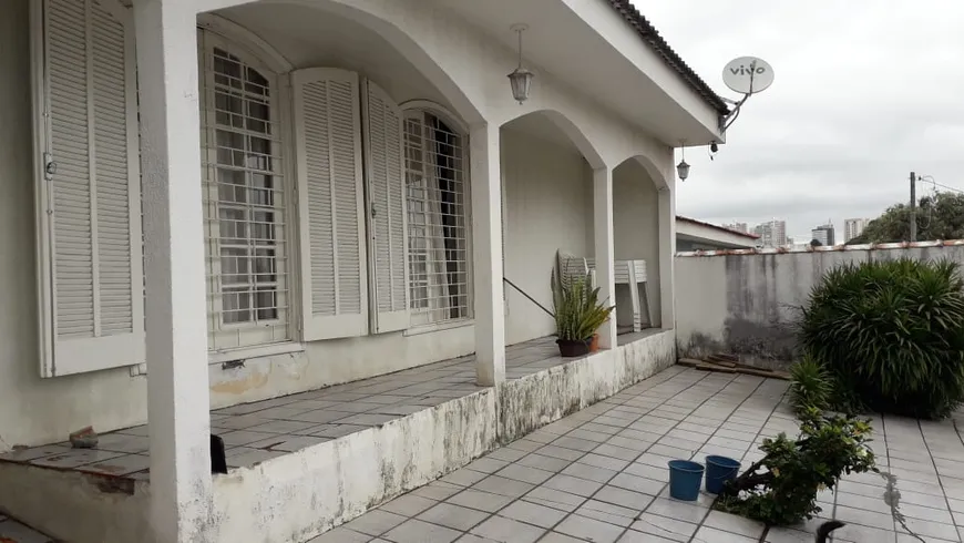 Foto 1 de Casa com 3 Quartos à venda, 274m² em Santo Inácio, Curitiba