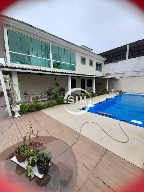 Foto 1 de Casa com 5 Quartos à venda, 362m² em Parque Riviera, Cabo Frio