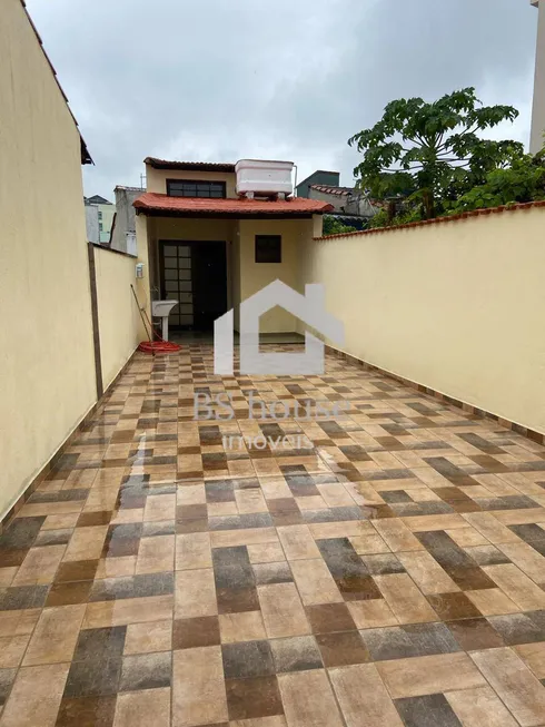 Foto 1 de Sobrado com 3 Quartos para alugar, 193m² em Vila Helena, Santo André