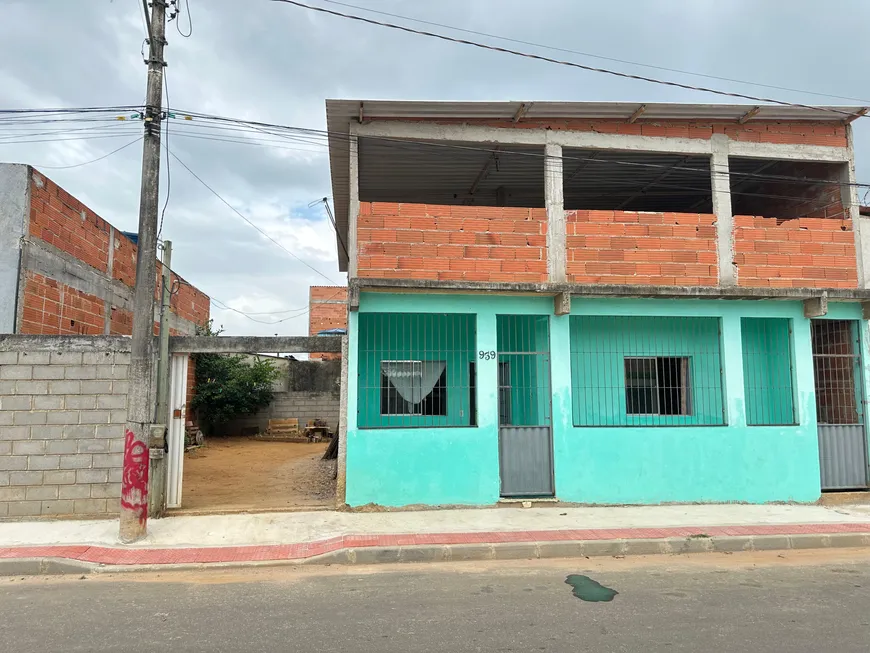 Foto 1 de Casa com 2 Quartos à venda, 166m² em Nova Almeida, Serra