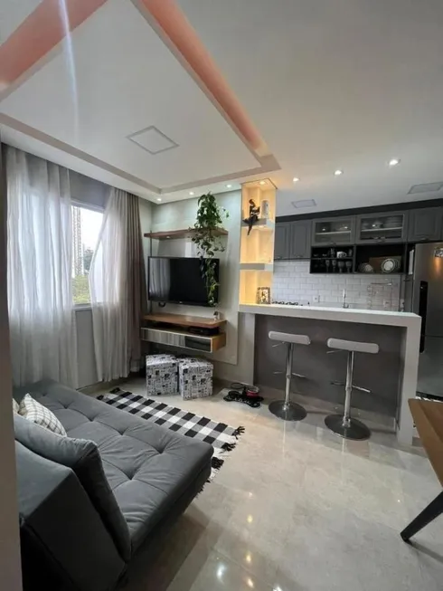 Foto 1 de Apartamento com 2 Quartos à venda, 40m² em Campo Limpo, São Paulo