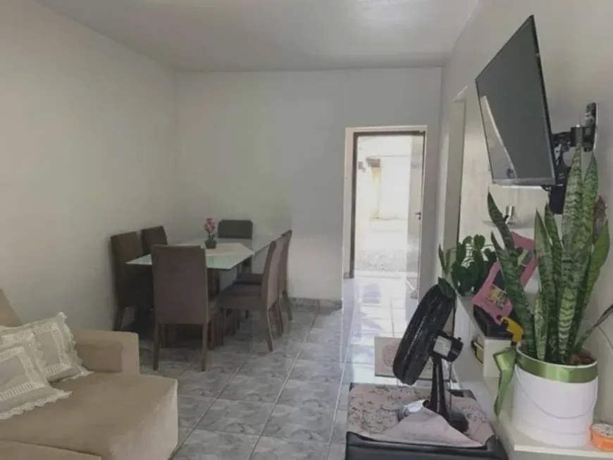 Foto 1 de Casa com 3 Quartos à venda, 80m² em Itapuã, Salvador