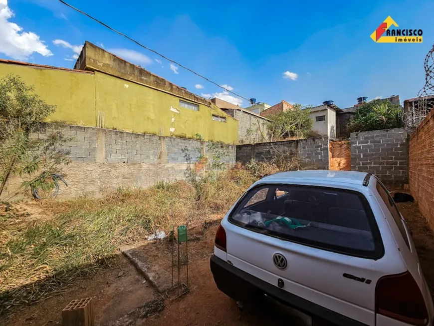 Foto 1 de Lote/Terreno à venda, 320m² em Vale do Sol, Divinópolis