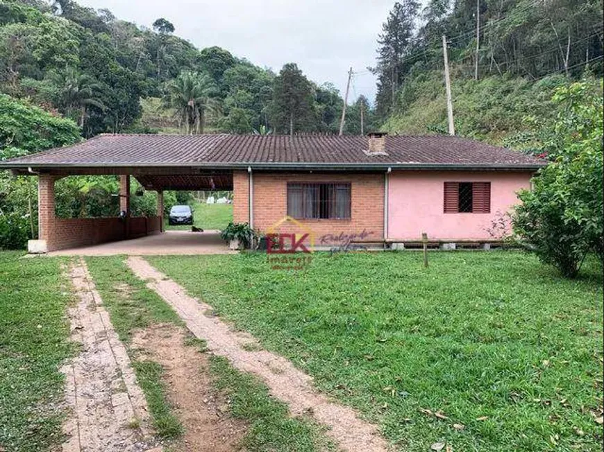 Foto 1 de Fazenda/Sítio com 5 Quartos à venda, 110000m² em Zona Rural, Juquitiba