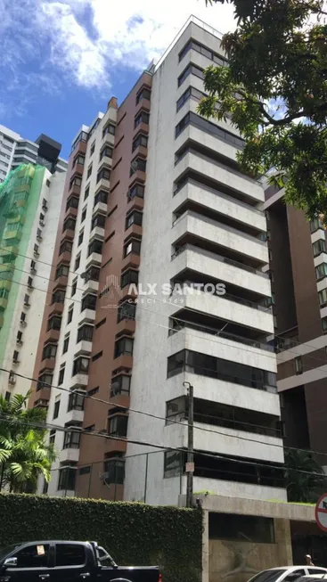 Foto 1 de Apartamento com 4 Quartos à venda, 204m² em Jaqueira, Recife