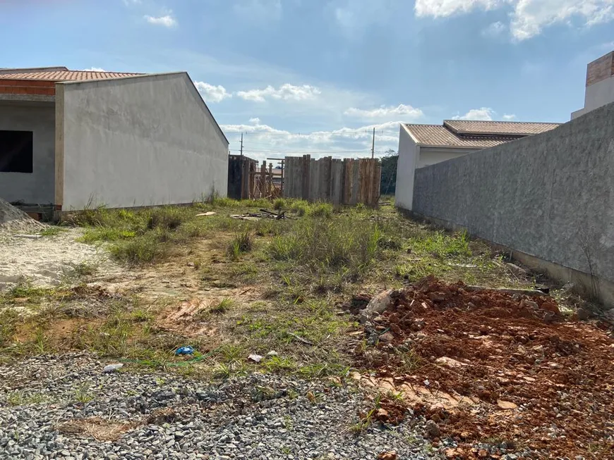 Foto 1 de Lote/Terreno à venda, 240m² em Porto Grande, Araquari