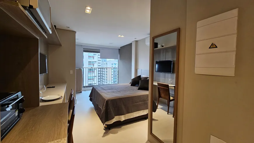 Foto 1 de Apartamento com 1 Quarto para alugar, 28m² em Paraíso, São Paulo