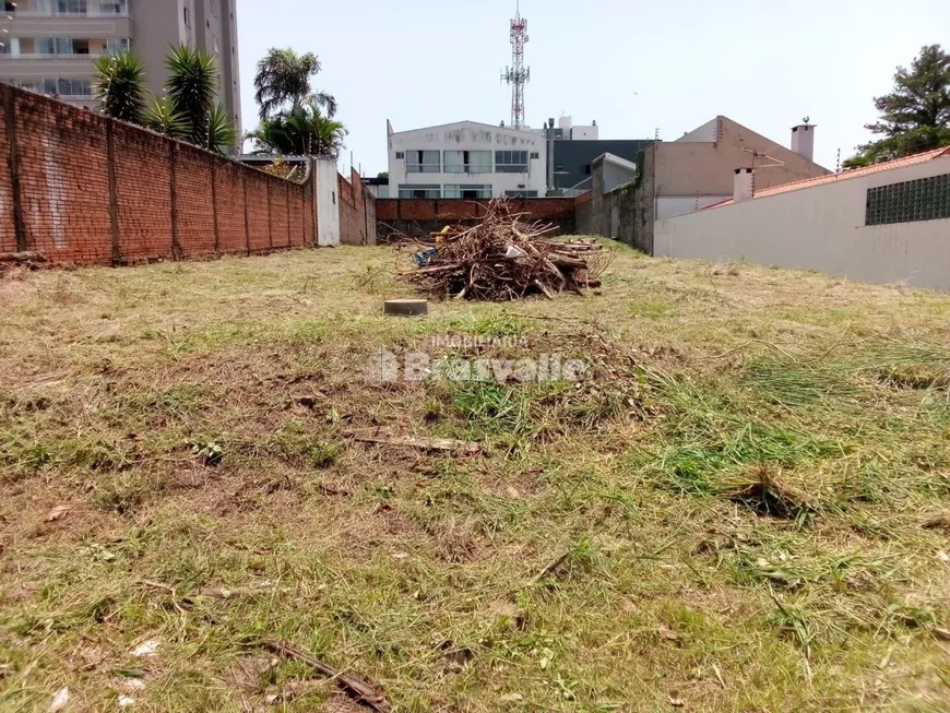 Foto 1 de Lote/Terreno à venda, 805m² em Neva, Cascavel