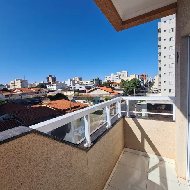 Foto 1 de Apartamento com 2 Quartos à venda, 60m² em Santa Mônica, Uberlândia