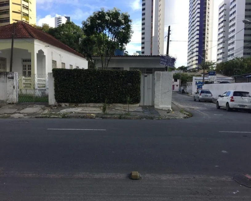 Foto 1 de Casa com 3 Quartos à venda, 180m² em Casa Forte, Recife