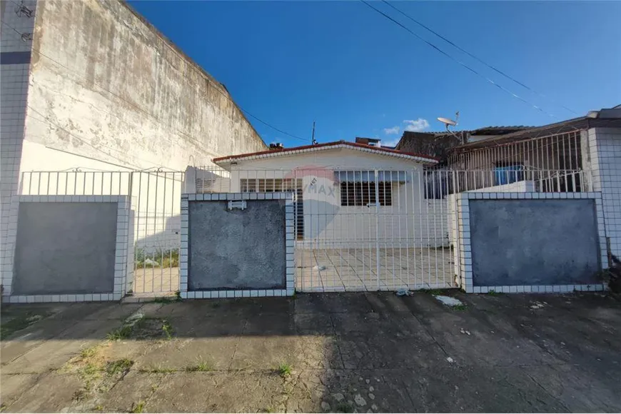 Foto 1 de Casa com 3 Quartos à venda, 85m² em Cavaleiro, Jaboatão dos Guararapes