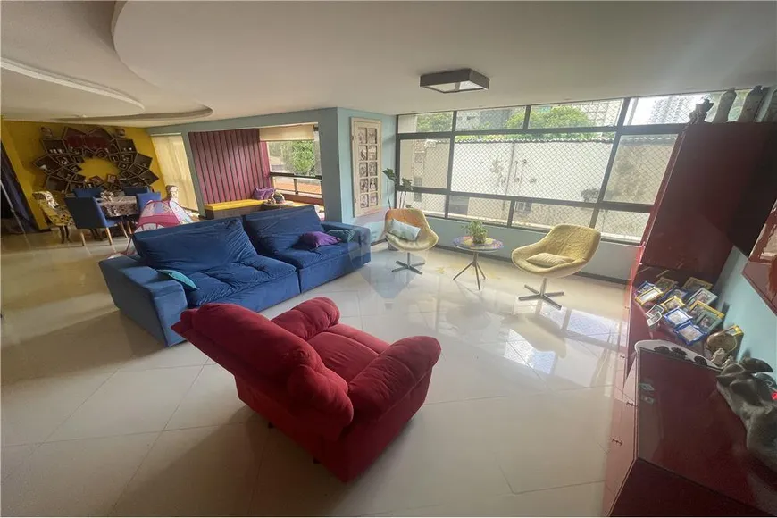 Foto 1 de Apartamento com 4 Quartos à venda, 208m² em Casa Forte, Recife