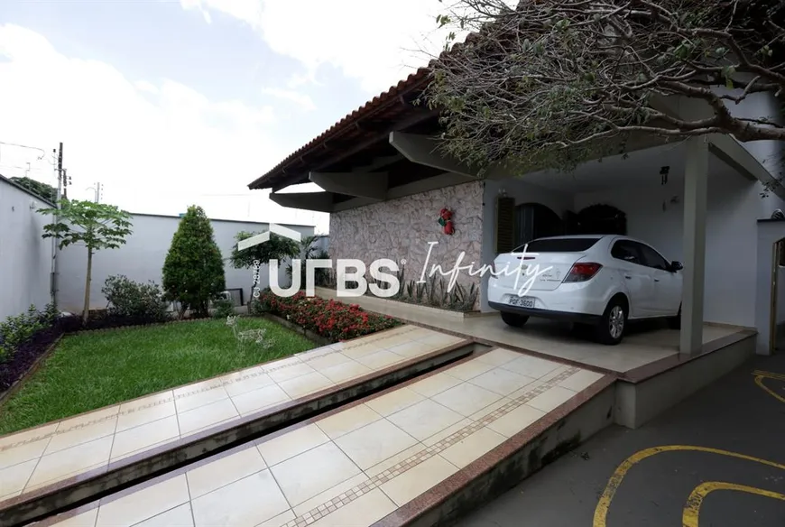 Foto 1 de Casa com 3 Quartos à venda, 217m² em Setor Morais, Goiânia