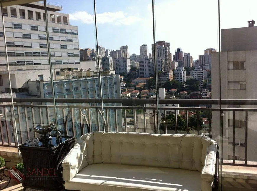 Foto 1 de Apartamento com 4 Quartos à venda, 210m² em Higienópolis, São Paulo