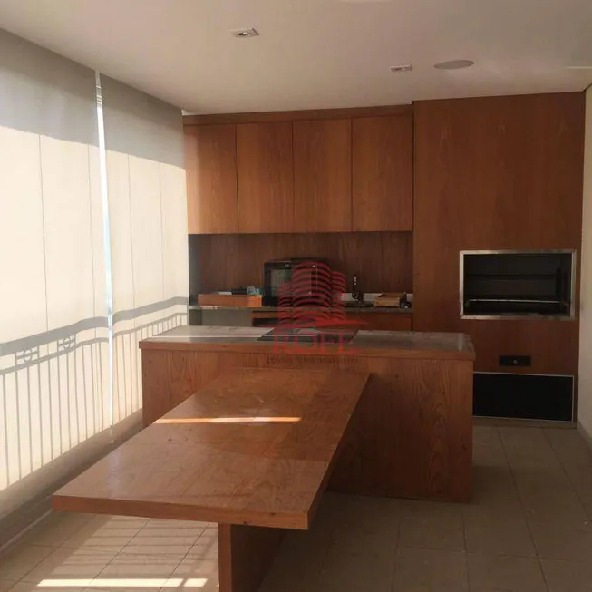 Foto 1 de Apartamento com 3 Quartos à venda, 178m² em Brooklin, São Paulo