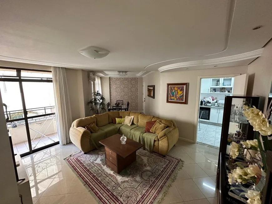 Foto 1 de Apartamento com 3 Quartos à venda, 119m² em Centro, Florianópolis