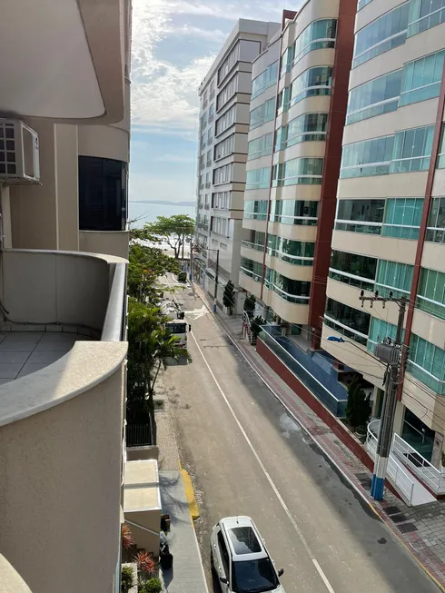 Foto 1 de Apartamento com 3 Quartos à venda, 135m² em Centro, Itapema